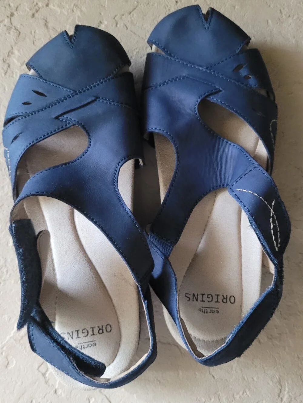 Size 9 M Earth Origins Leather Mary Jane Backstrap Bosk Birdine Navy Sandals